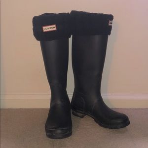 Hunter Original Tall Rain Boots with Boot Socks